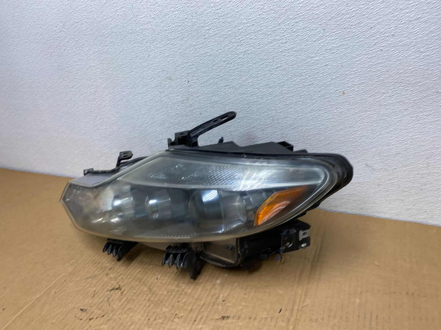 2011 to 2014 Nissan Murano Headlight Left Driver LH Side Xenon Hid AC7624 DW1