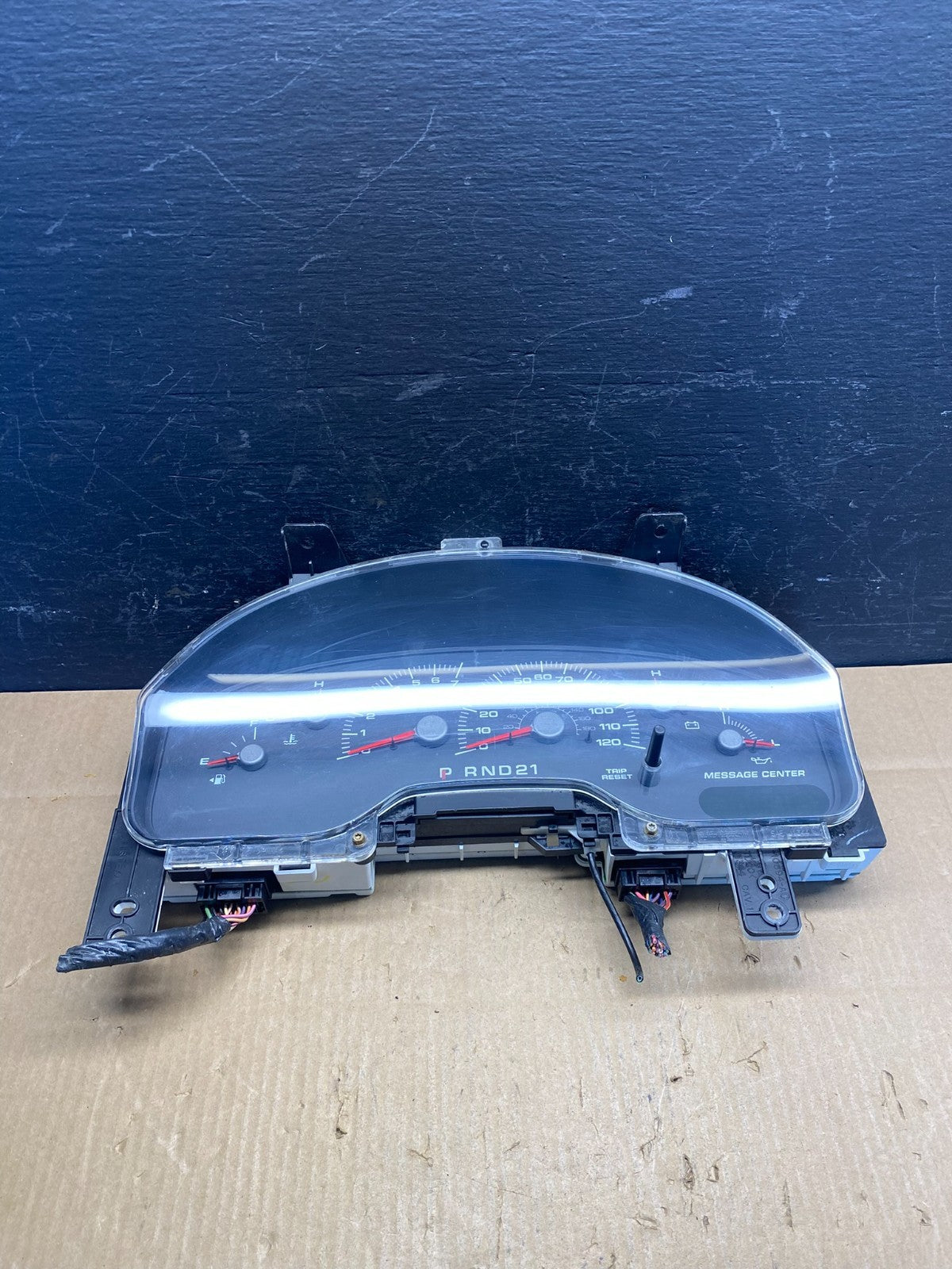 2000 2002 Ford Expedition Speedometer Instrument Gauge Cluster AD1602 DG0
