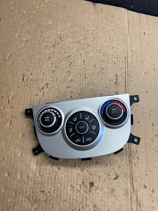 2010 2011 2012 Hyundai Santa Fe Automatic Climate AC Heater Control OE AE4110 DG0