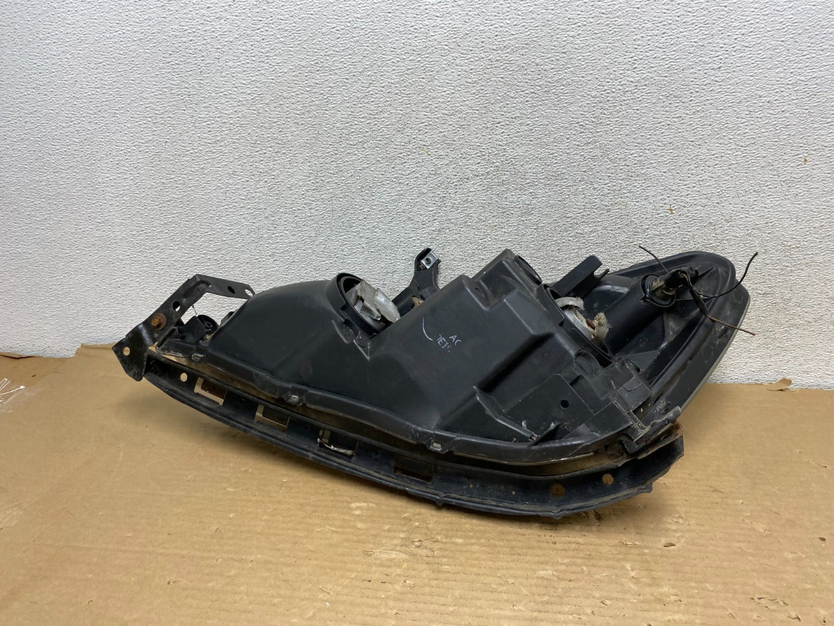 2003 - 2007 Honda Accord Right Passenger RH Side Halogen Headlight AG9242 DW7