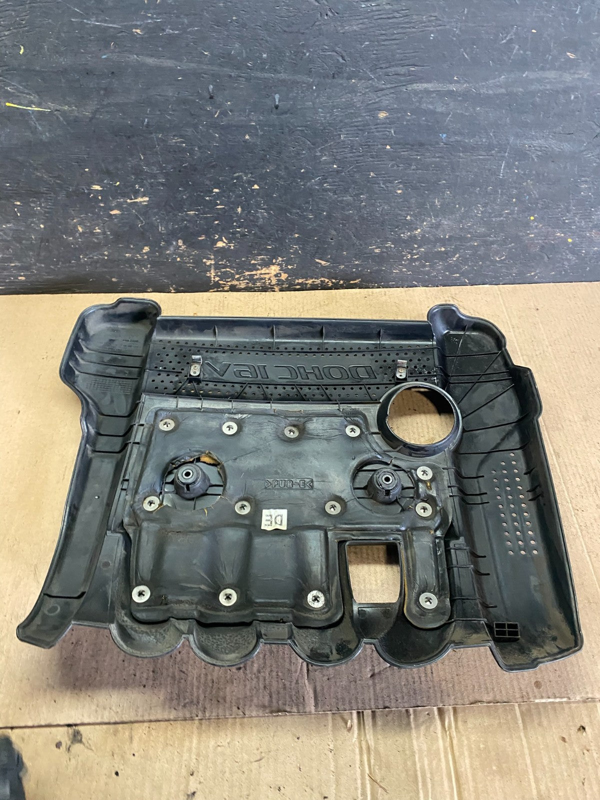 2004 2005 2006 Kia Optima 2.4L Engine Motor Cover S9807 DG5