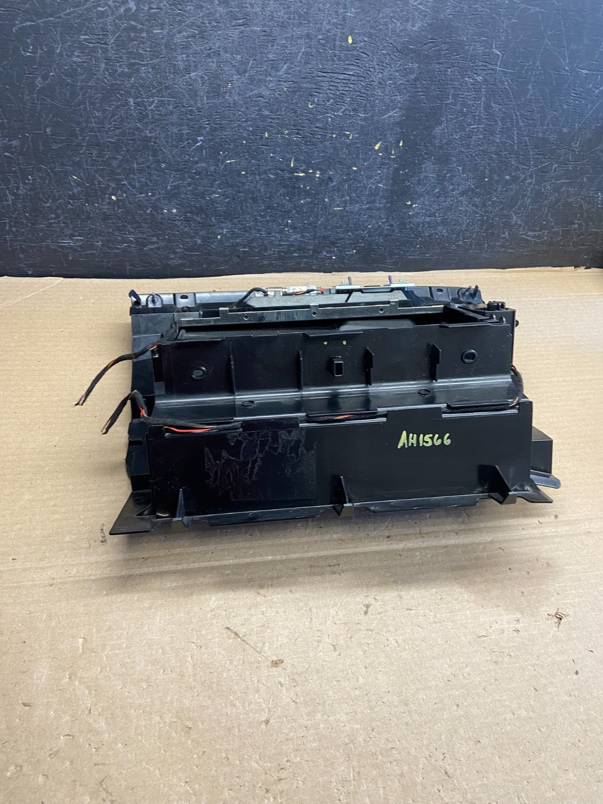 2004 - 2010 Bmw E83 X3 Front Right Passenger Storage Glove Box AH1566 DG3
