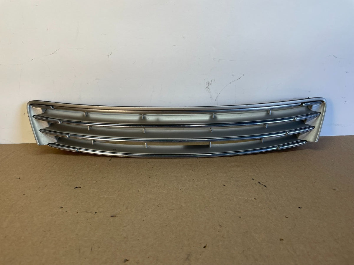 2002 to 2004 Lexus ES330 ES300 Front Upper Grill Grille AH0321 DG0