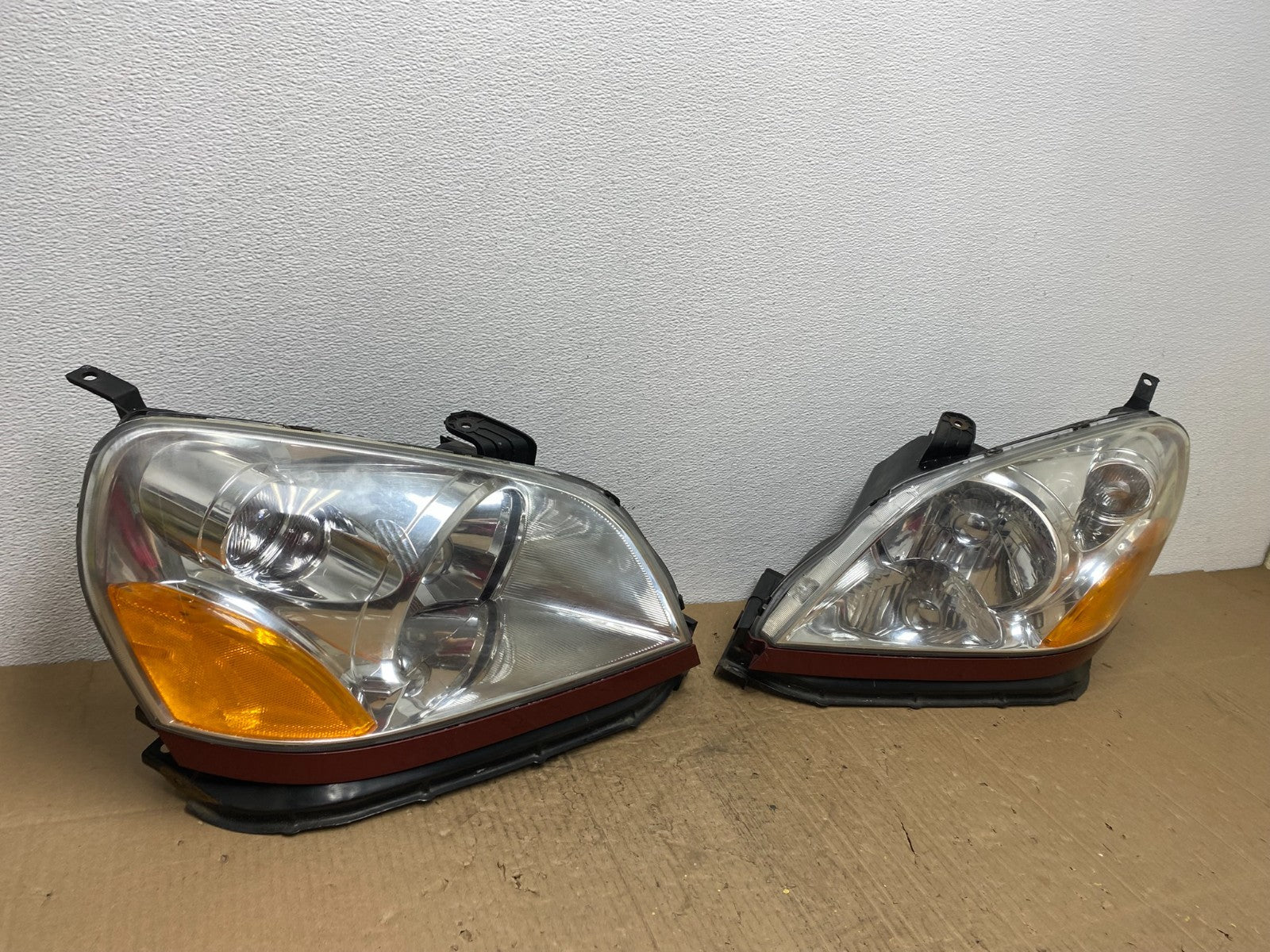 2003 2004 2005 Honda Pilot Left+Right Side Halogen Headlights AB8469 DW2
