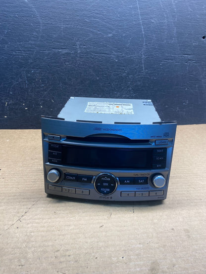 2010 - 2012 Subaru Outback Radio AM/FM CD Player mp3 Audio AF4178 DW0
