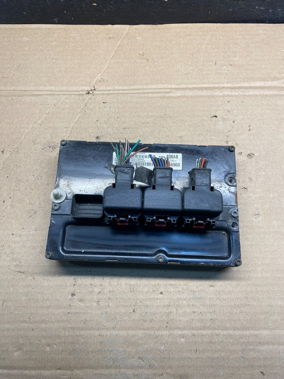 2005 2006 Jeep Grand Cherokee 3.7L ECU ECM Engine Control Module AH9873 DW0