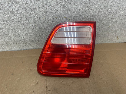 1995-1999 Mercedes-Benz E W210 Wagon Right Passenger Tail Light Inner S0736 DW0