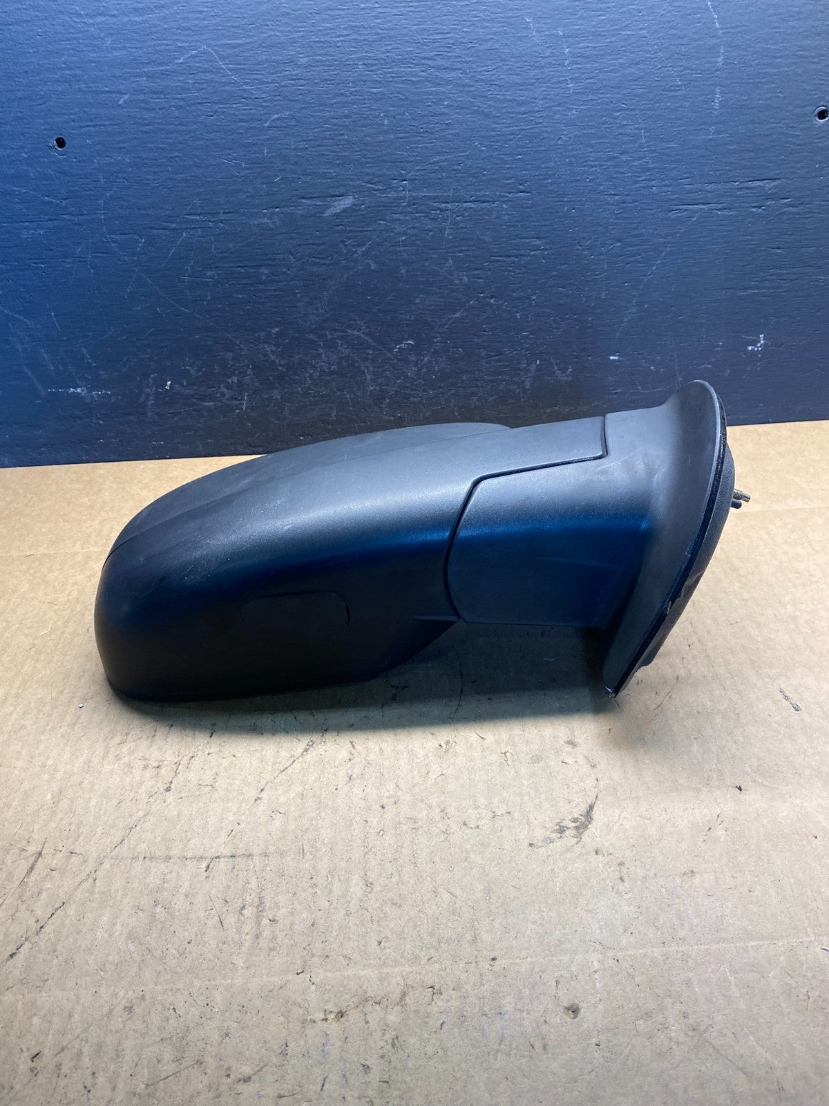 2007-2014 Chevrolet Tahoe Silverado Suburban Right Passenger Mirror AC4336 MS2