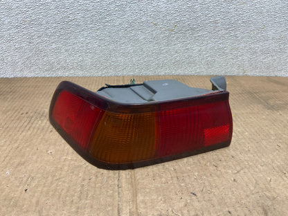 1997 1998 1999 Toyota Camry Tail Light Left Driver Rh Side Oem AA6467 LK0