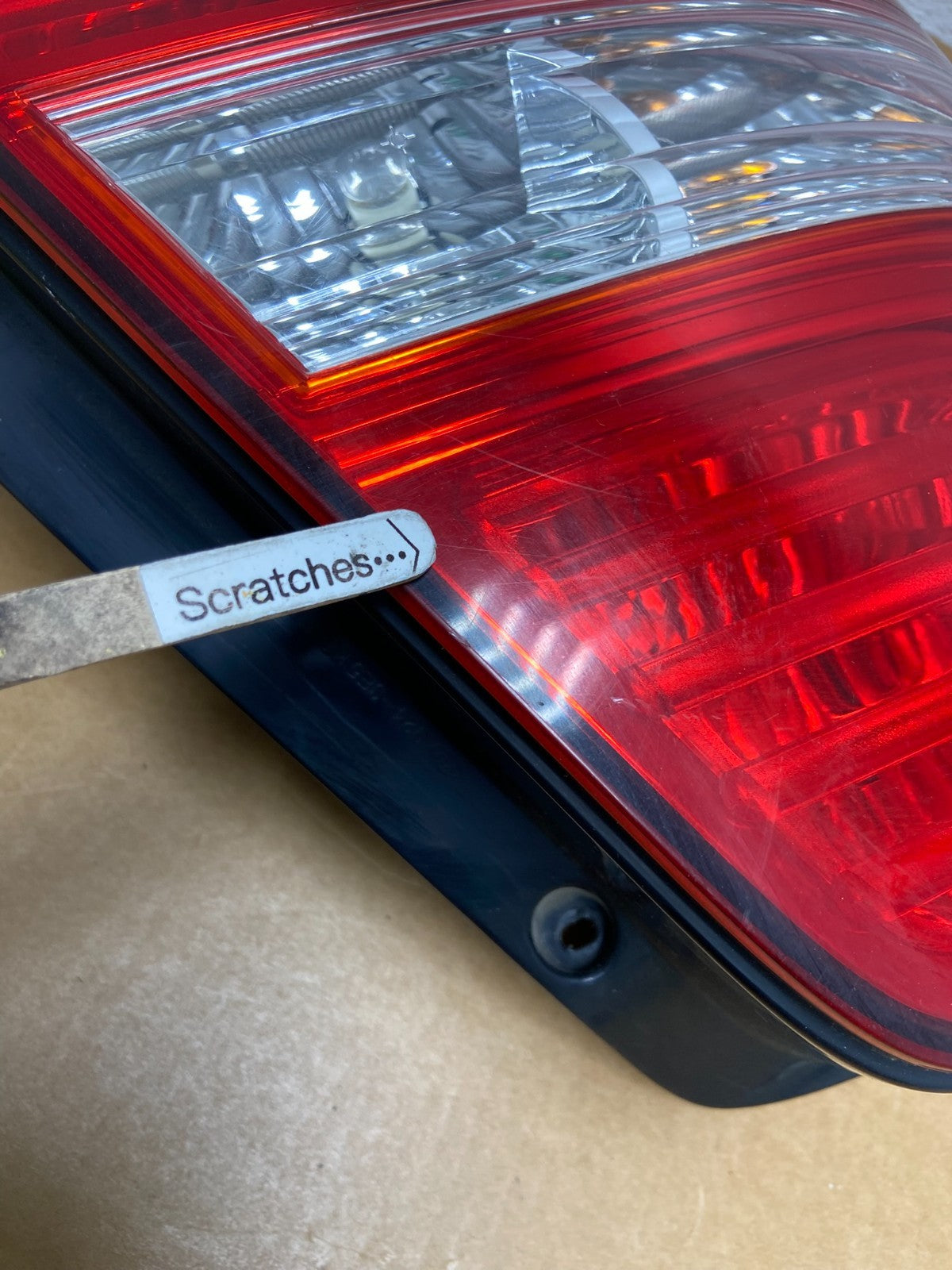 2007 2008 2009 Kia Sorento Left Driver LH Side Tail Light AD8884 DW3