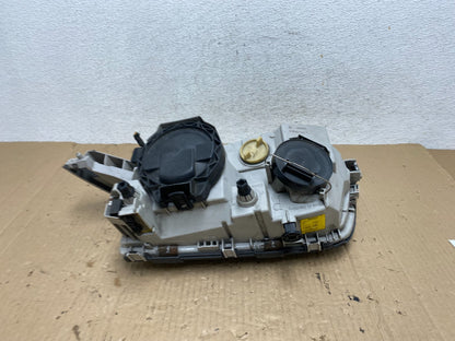 1997 - 2000 Mercedes C C230 W202 Front Right Passenger Headlight AE9039 DG4