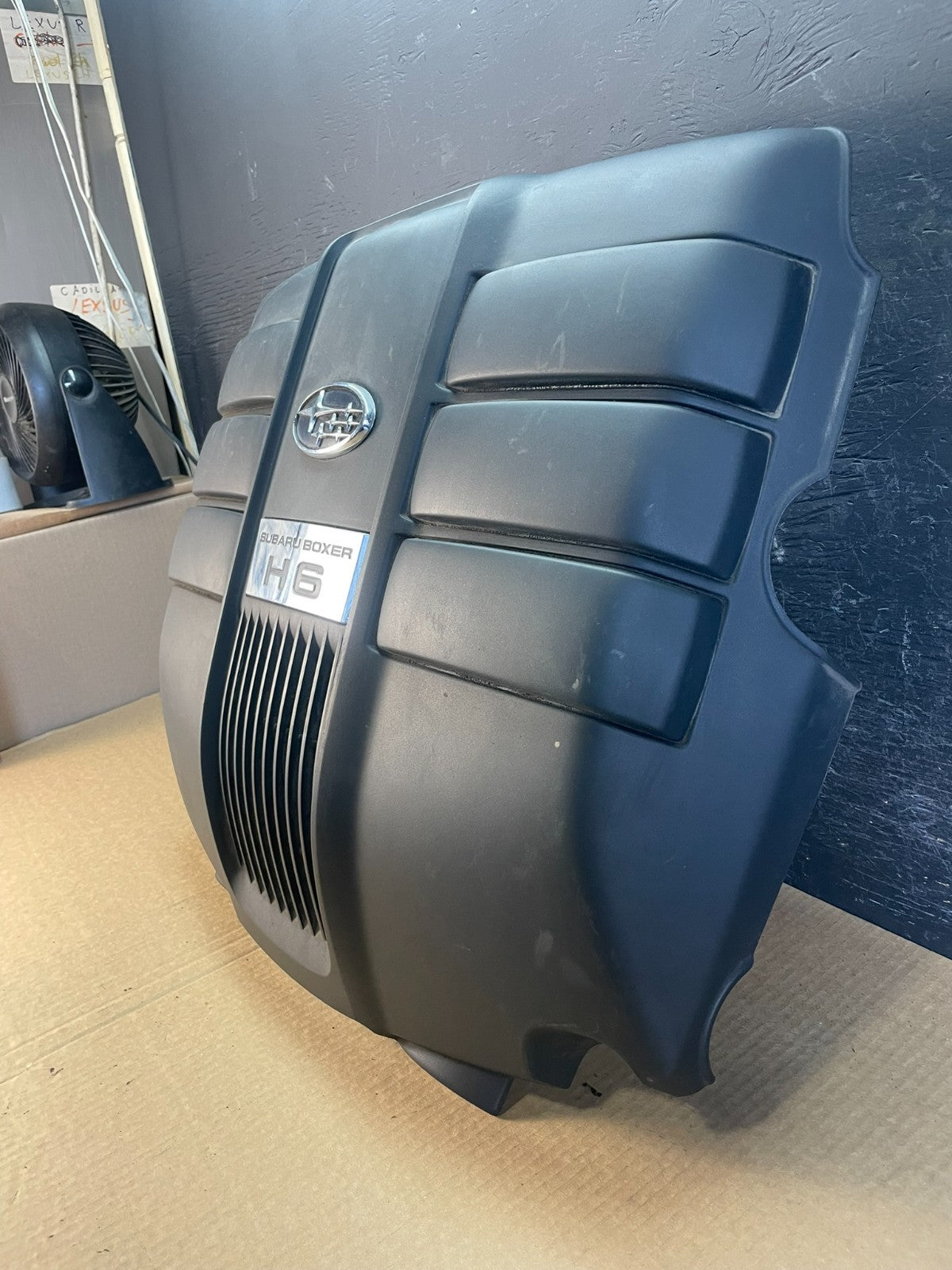 2007 to 2014 Subaru Tribeca 3.0L Factory Engine Cover 14025AA24A AF3535 DG1