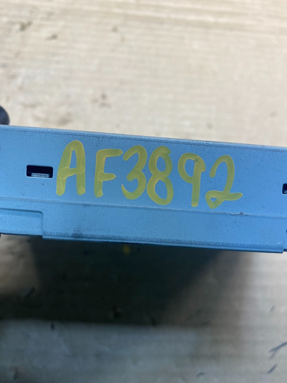 2010 - 2011 Chevrolet Equinox Radio Display Screen Information Dash Oe AF3892 DW5