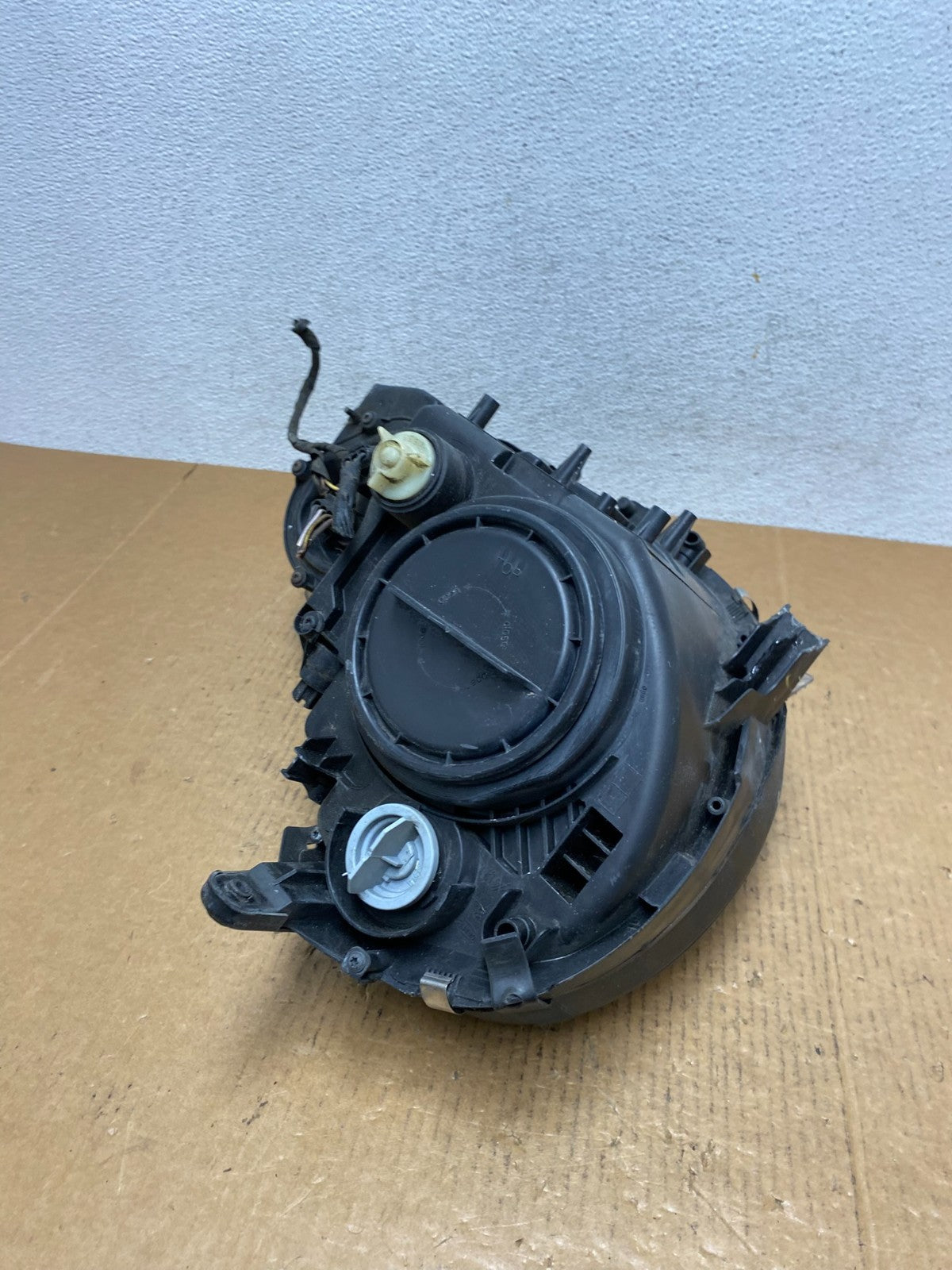 2003-2006 Mercedes E E320 E350 Left Driver Lh Side Halogen Headlight AE1238 DW9