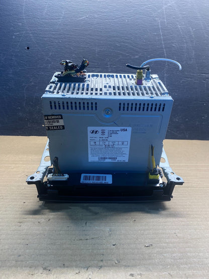 2007 - 2012 Hyundai Veracruz Auto Climate Temp Control Radio Bezel AF3857 DW3