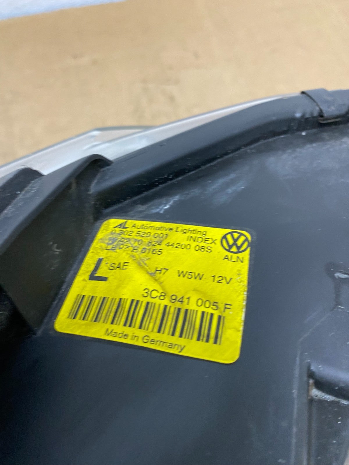 2009 - 2012 Volkswagen CC Left Driver Lh Side Headlight Halogen AD0647 DW8