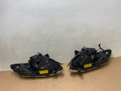 2004-2005 Toyota Prius Left+Right Side Xenon Headlights W0797 DW12