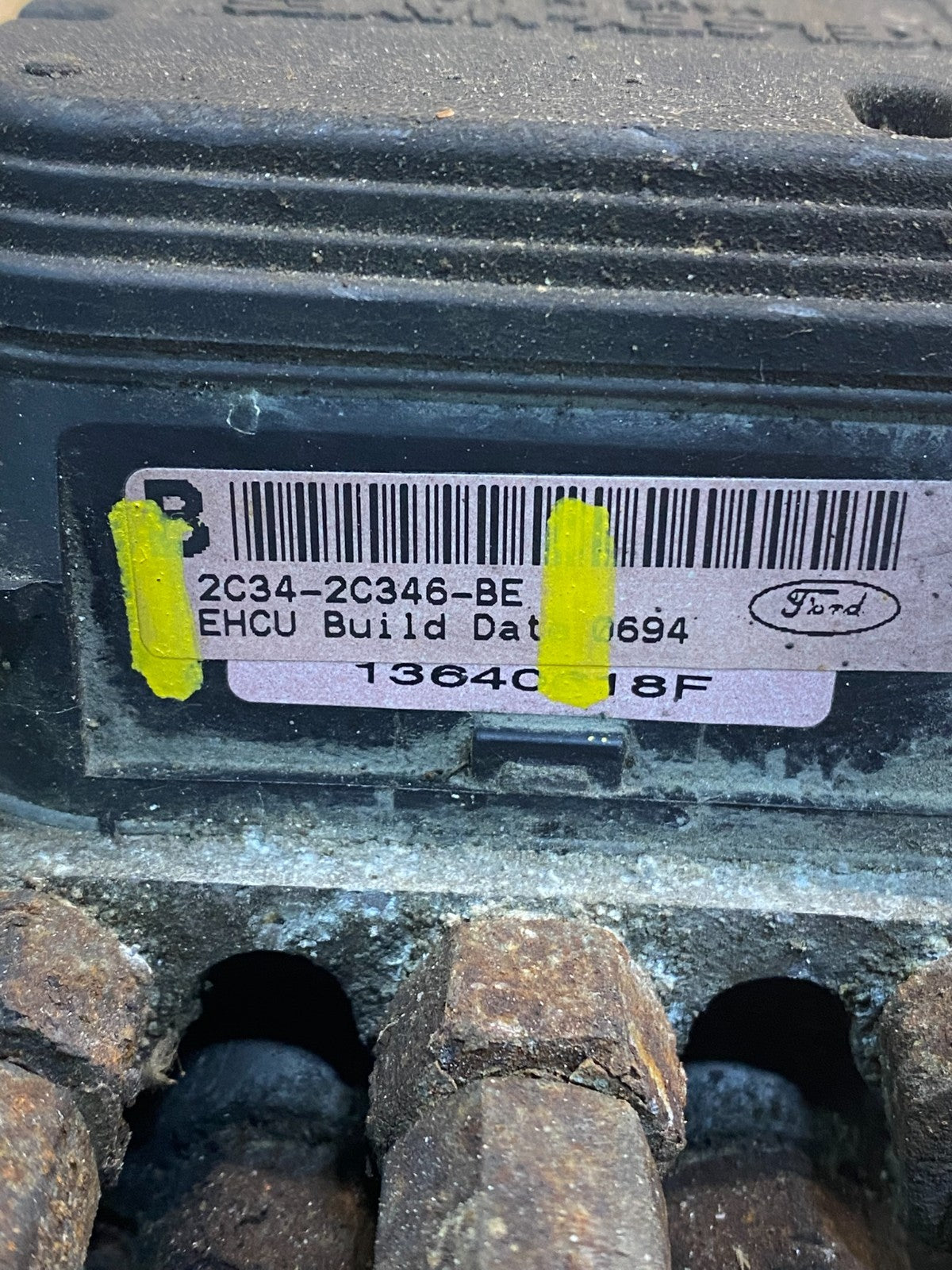1999 to 2000 Ford F250 F350 SRW ABS Pump Control OEM 2c342c346be z4988 VDG6