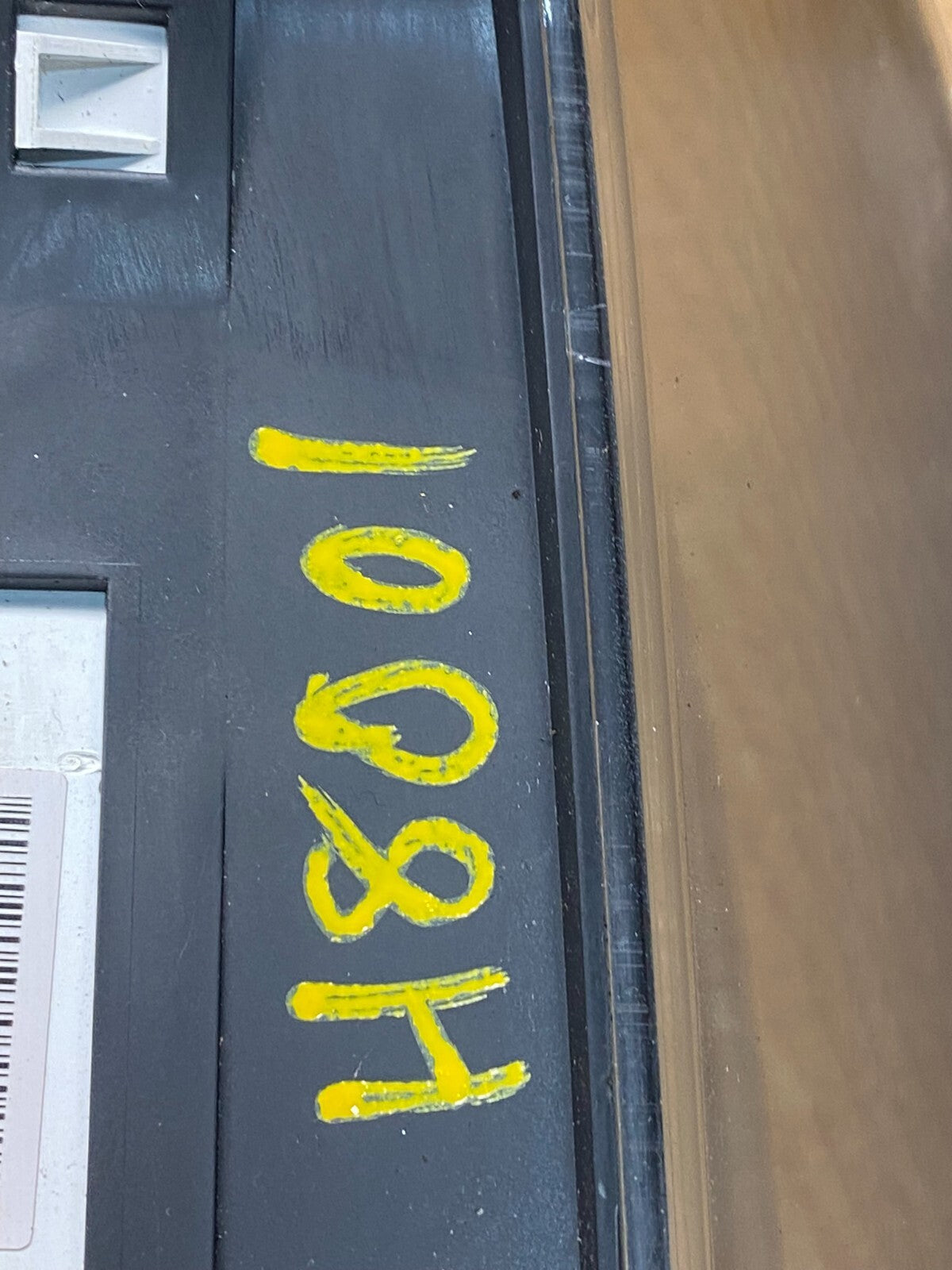2007 Ford  Expedition Speedometer Cluster Gauge H8001 DG1 Oem7