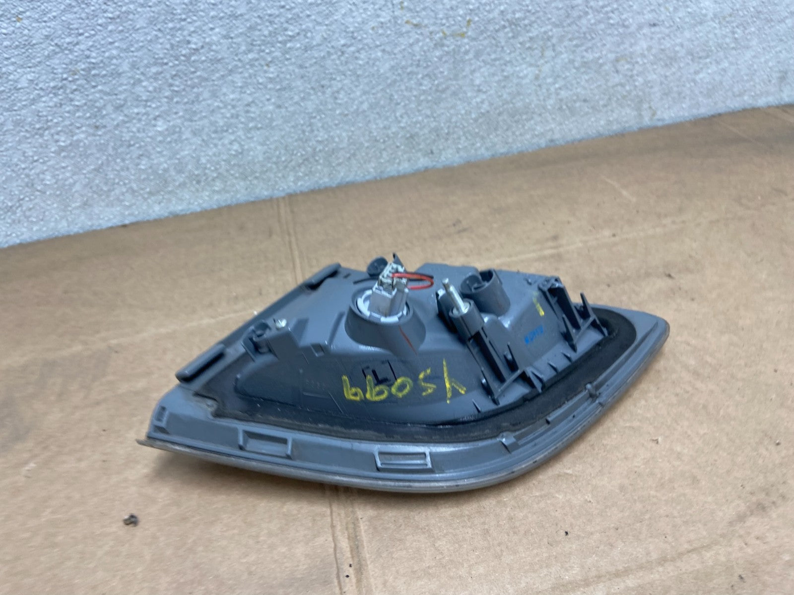 2010 2011 2012 Mazda CX-9 Tail Light Inner Left Driver LH Side Y5099 DW5