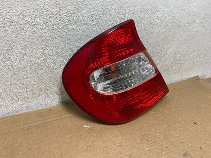 2002 2003 2004 Toyota Camry Left Driver LH Side Tail Light AH8374 LK1