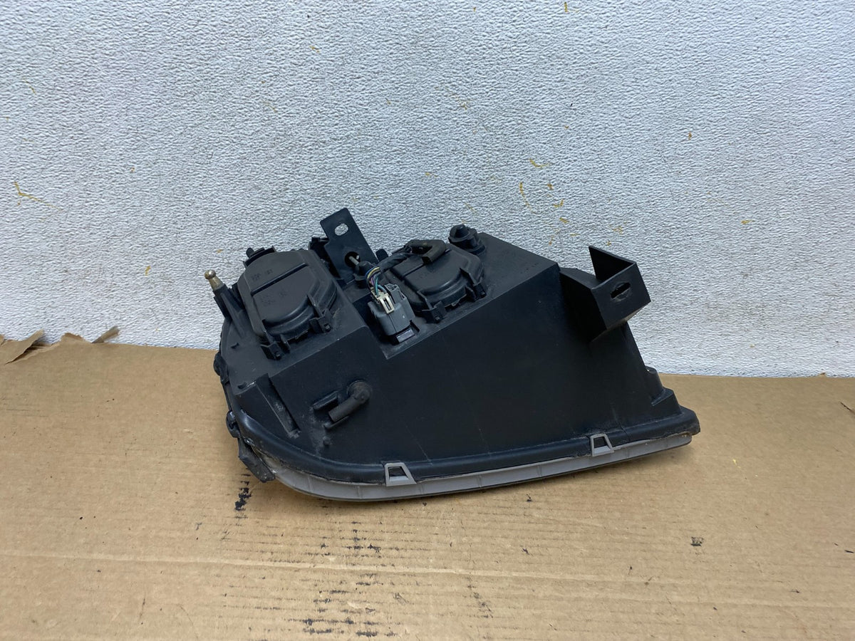 2000 to 2005 Cadillac Deville Left Driver LH Side Headlight AH4054 DW5