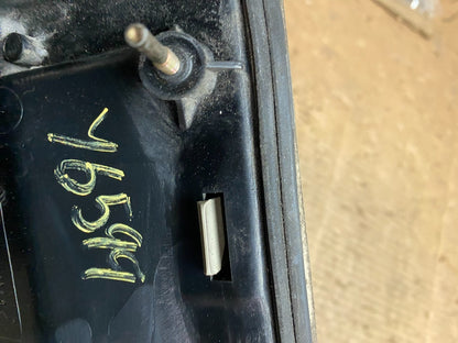 1995 1996 Toyota Camry Center Trunk Rear Tail Light OEM Y6599 DG11