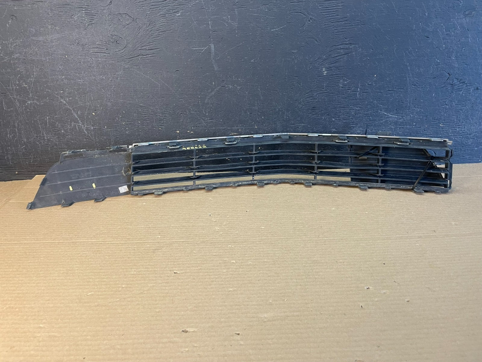 2011 to 2015 Lincoln Mkx Front Lower Grill Grille ae8622 DG3