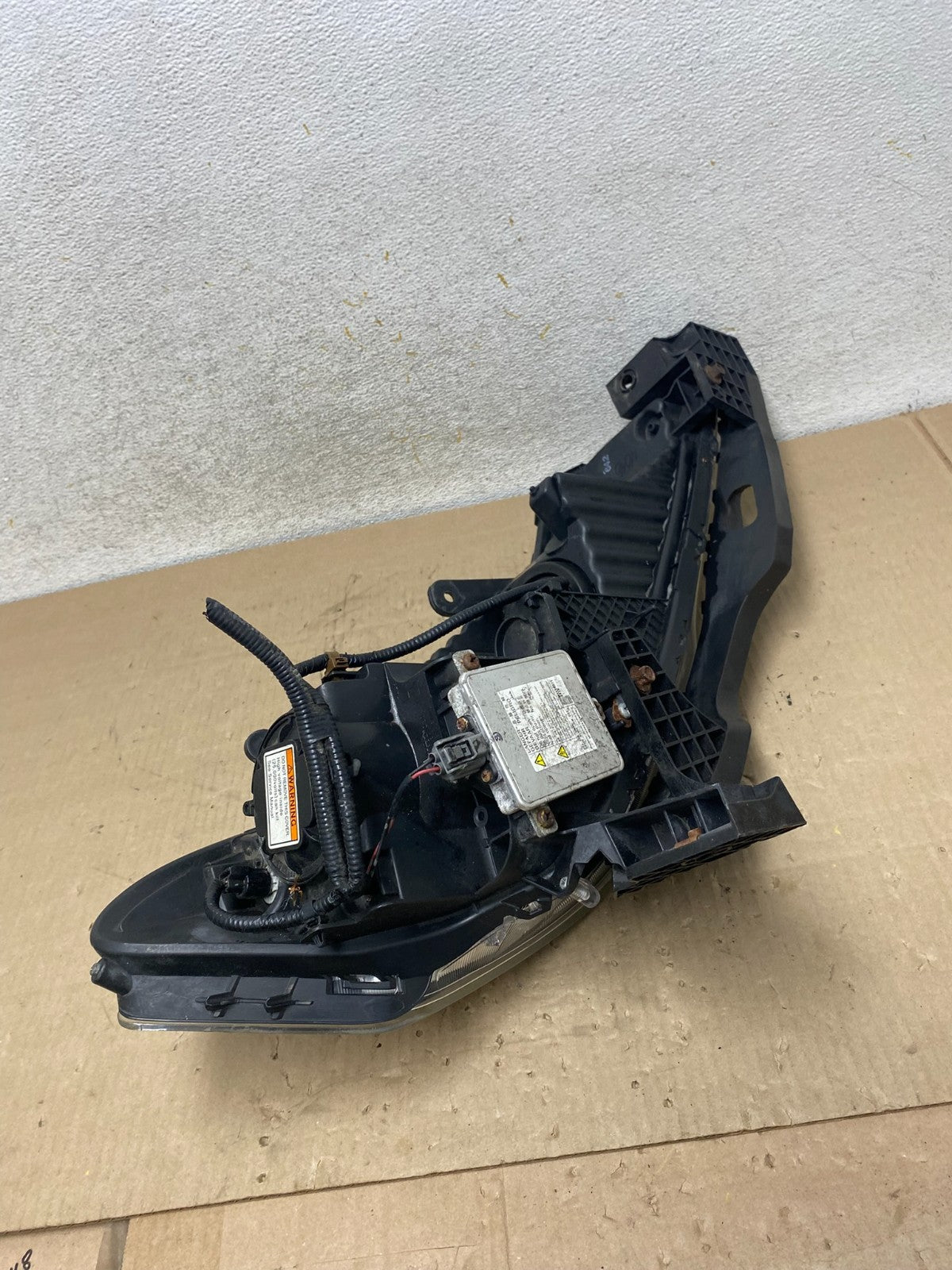2012 to 2014 Acura TL Headlight Left Driver LH Side Xenon HID AI2275 DW7