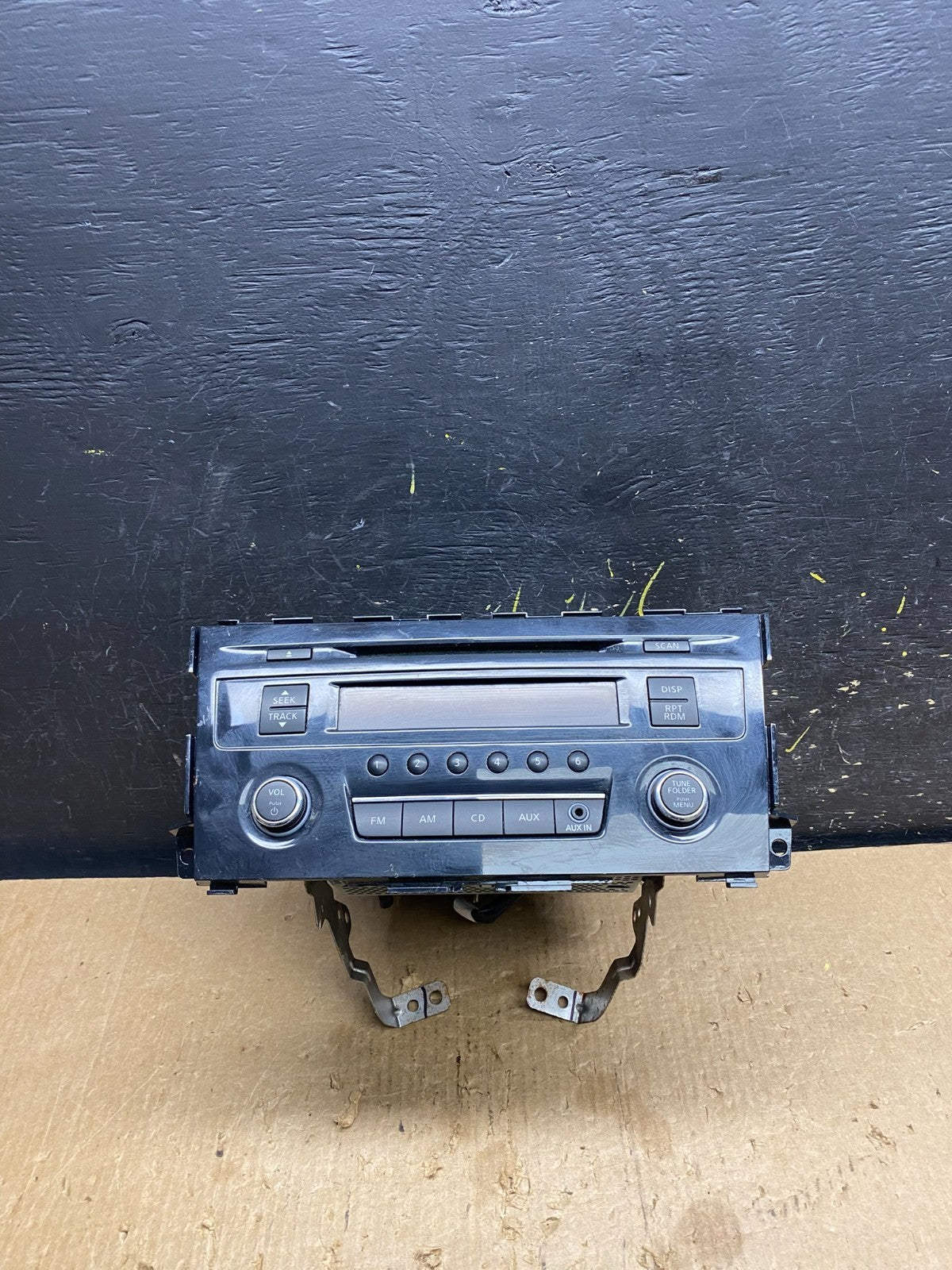 2013 to 2015 Nissan Altima Radio Cd Mp3 Player AUX Port 281853ta0g z7571  DG0