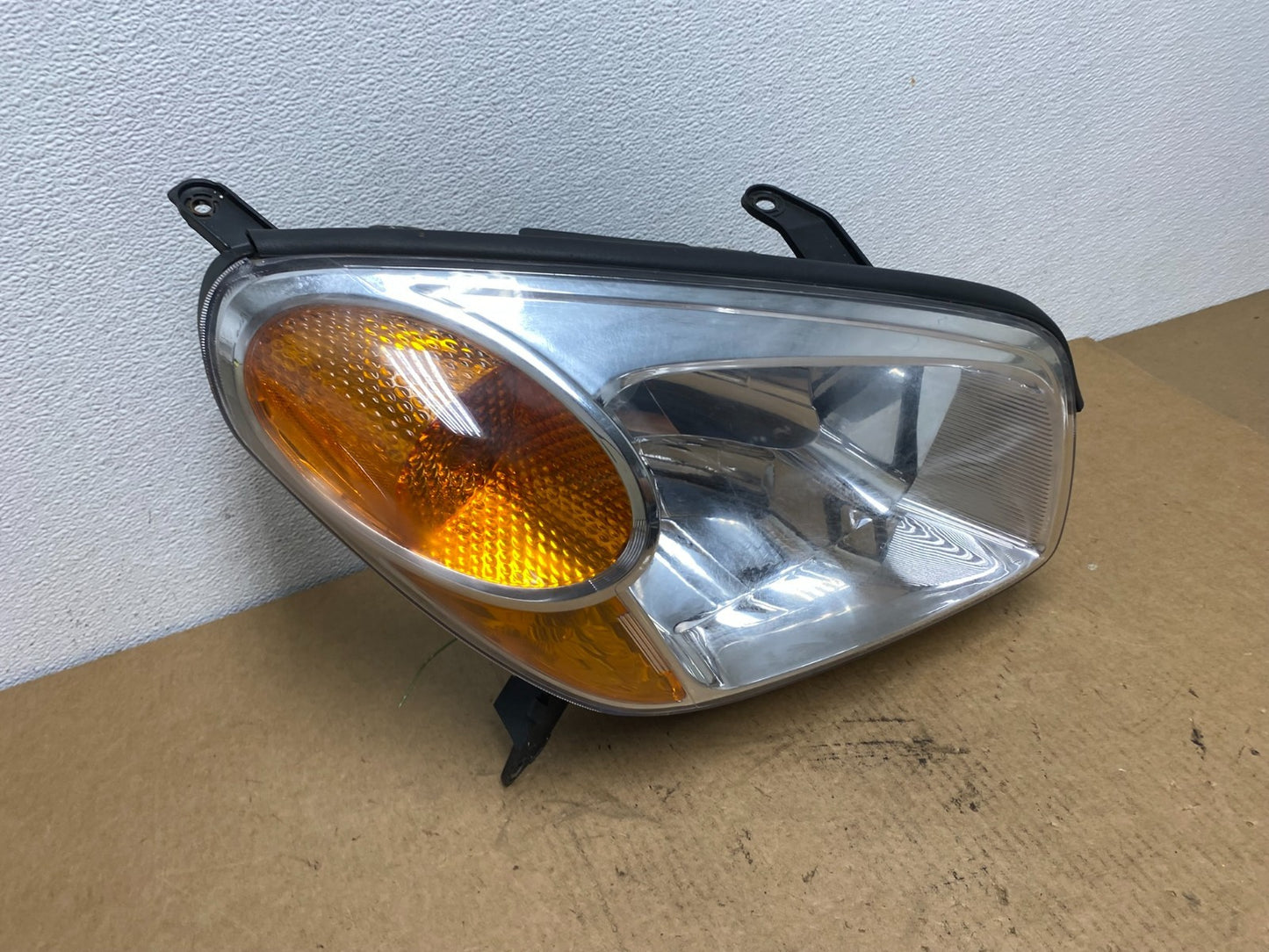 2004 2005 Toyota Rav4 Right Passenger RH Side Headlight Halogen Oem AC3004 DW2