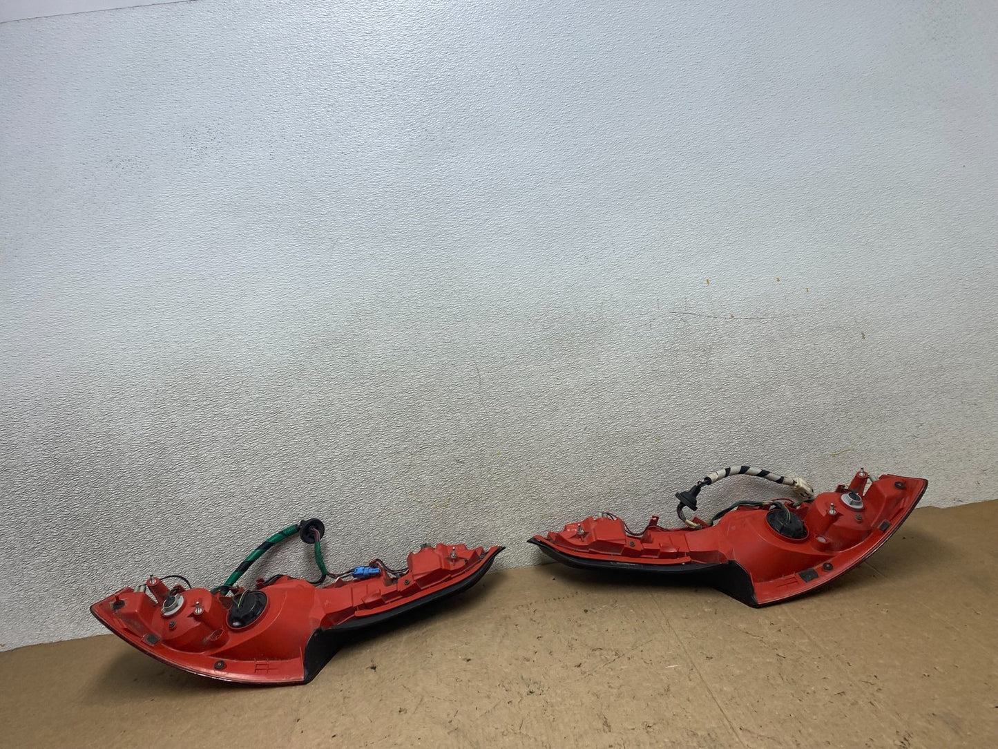 2006 - 2007 Infiniti G35 Coupe Left+Right Outer Tail Lights Oem W9089 DW8