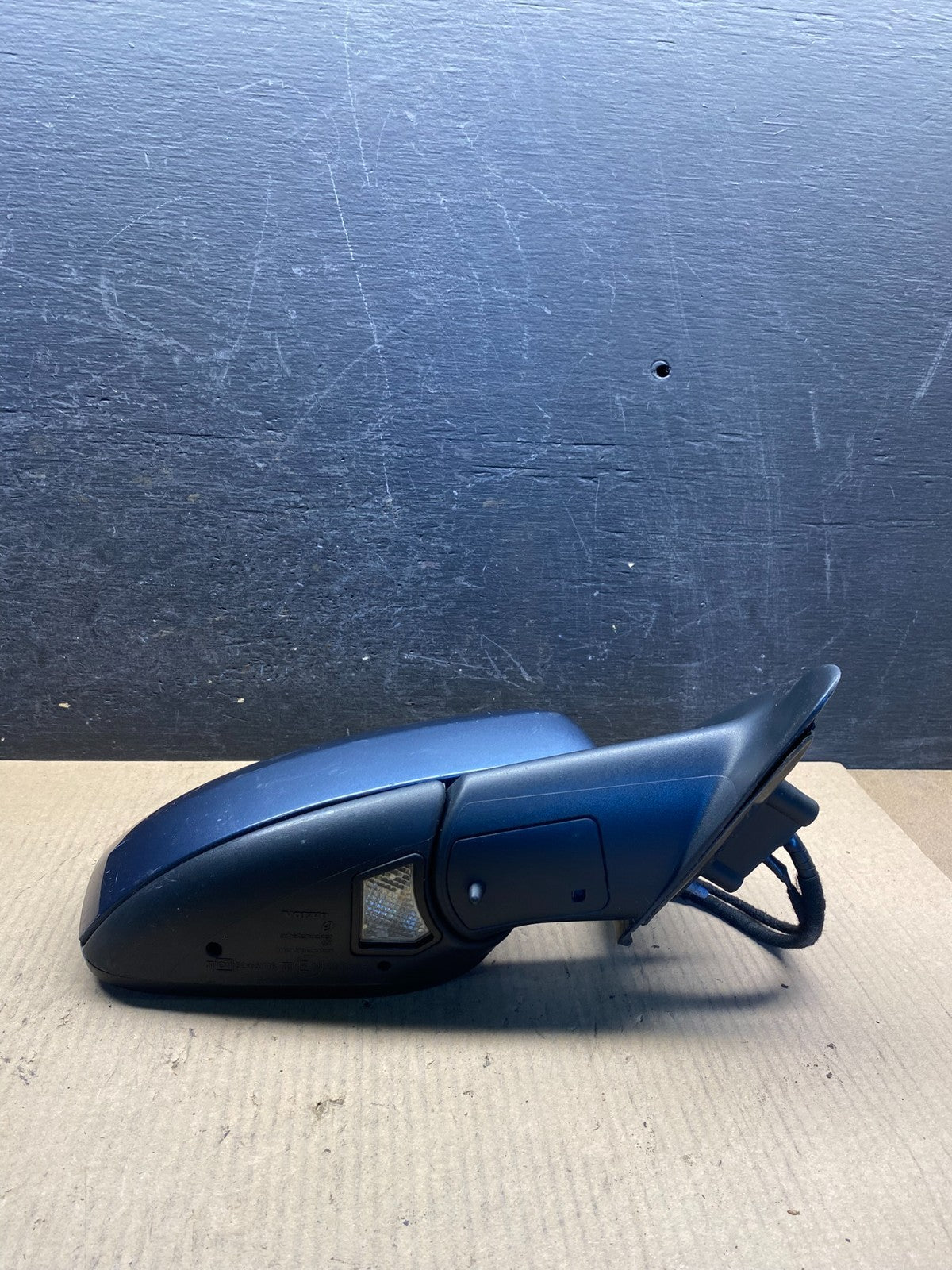 2000 to 2004 Volvo V70 Right Passenger RH Side Mirror E11015846 ah4554 DG3