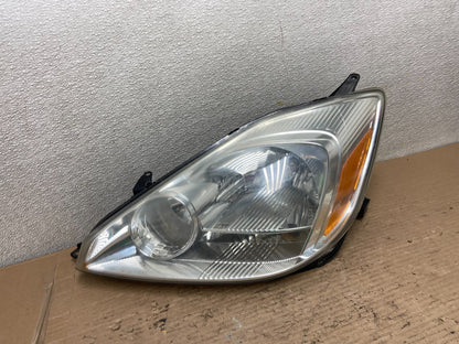 2004-2005 Toyota Sienna Left Driver LH Side Halogen Headlight AA9537 DW2