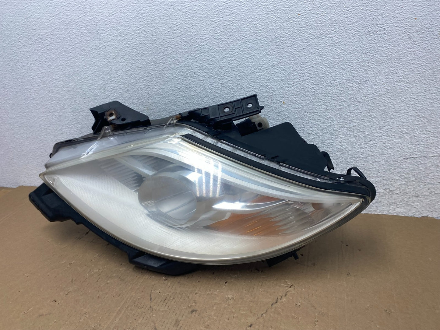 2010 - 2012 Mazda Cx9 Cx-9 Left Driver LH Headlight Xenon HID AD8033 DW1