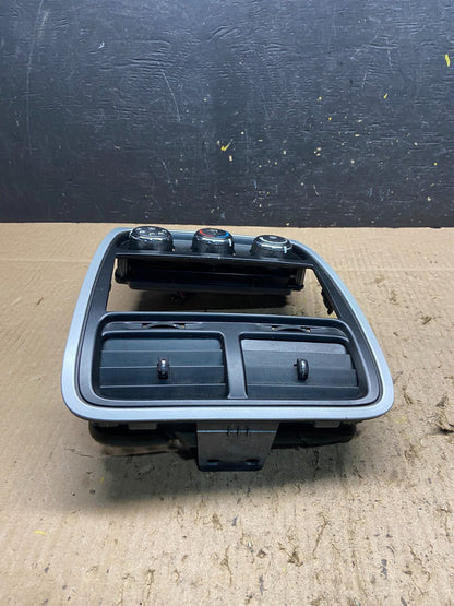 2010 to 2012 Dodge Caliber Dash Radio Center Bezel Climate Dash q2068 DG3
