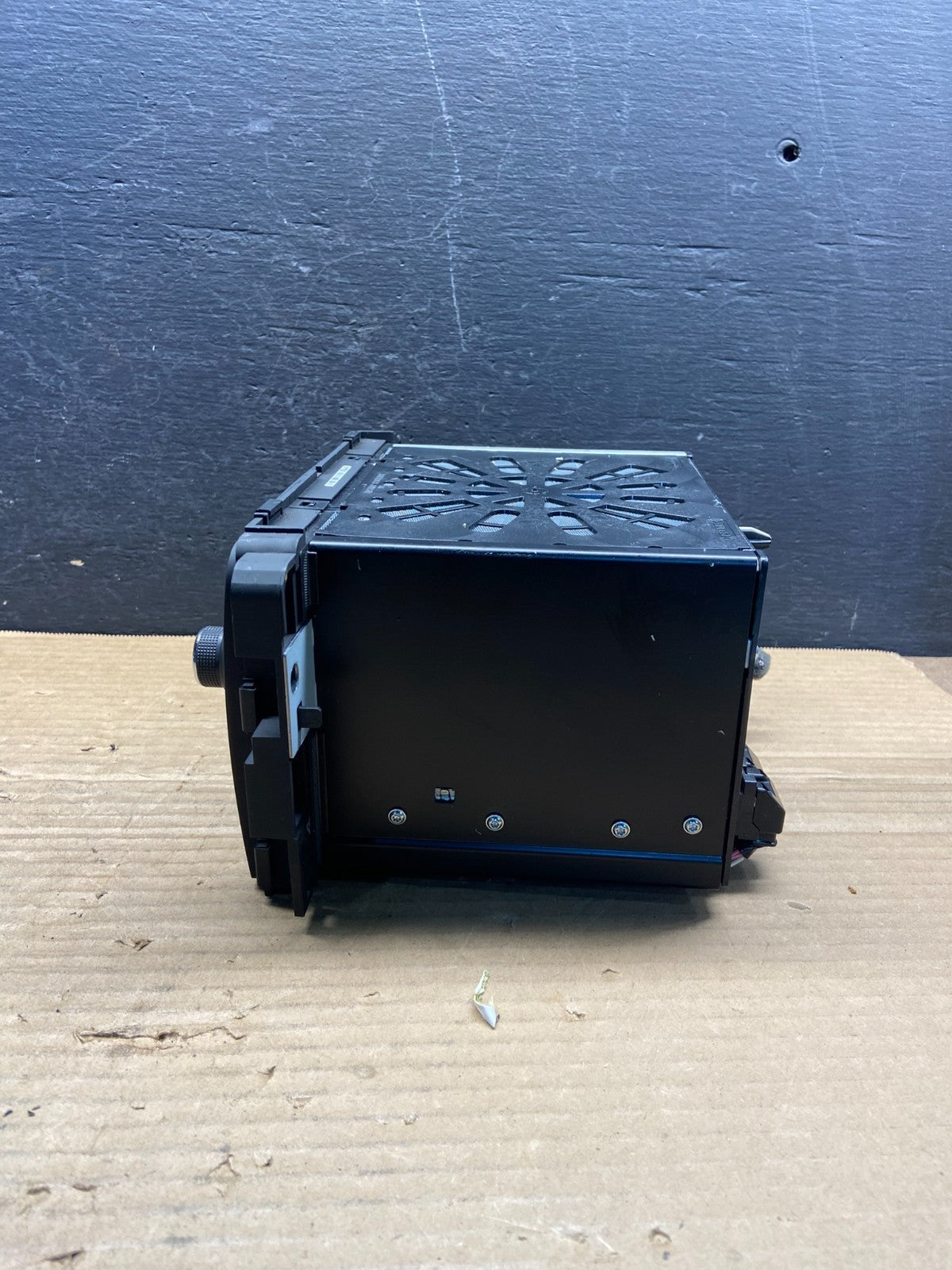 2015 2016 2017 GMC Acadia Radio Display Screen AM/FM AUX AE4548 DG1
