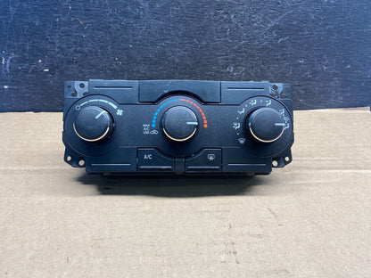 2005 2006 2007 Chrysler 300 Magnum Heater A/C Climate Control AE2484 DG0