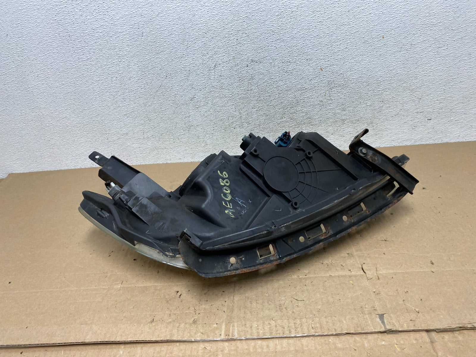 2004 2005 Honda Civic Sedan Headlight Halogen Left Driver Lh AE6086 DW7