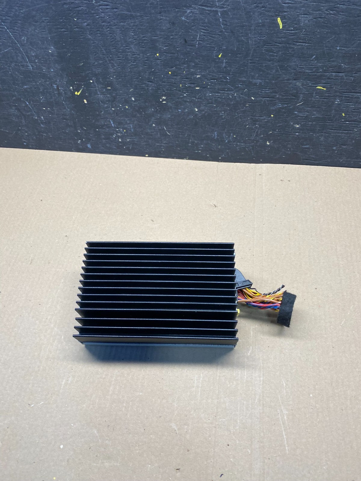 2007-2010 BMW X5 Top HiFi Lear Radio Audio Amplifier Amp OEM Q6876 DG0