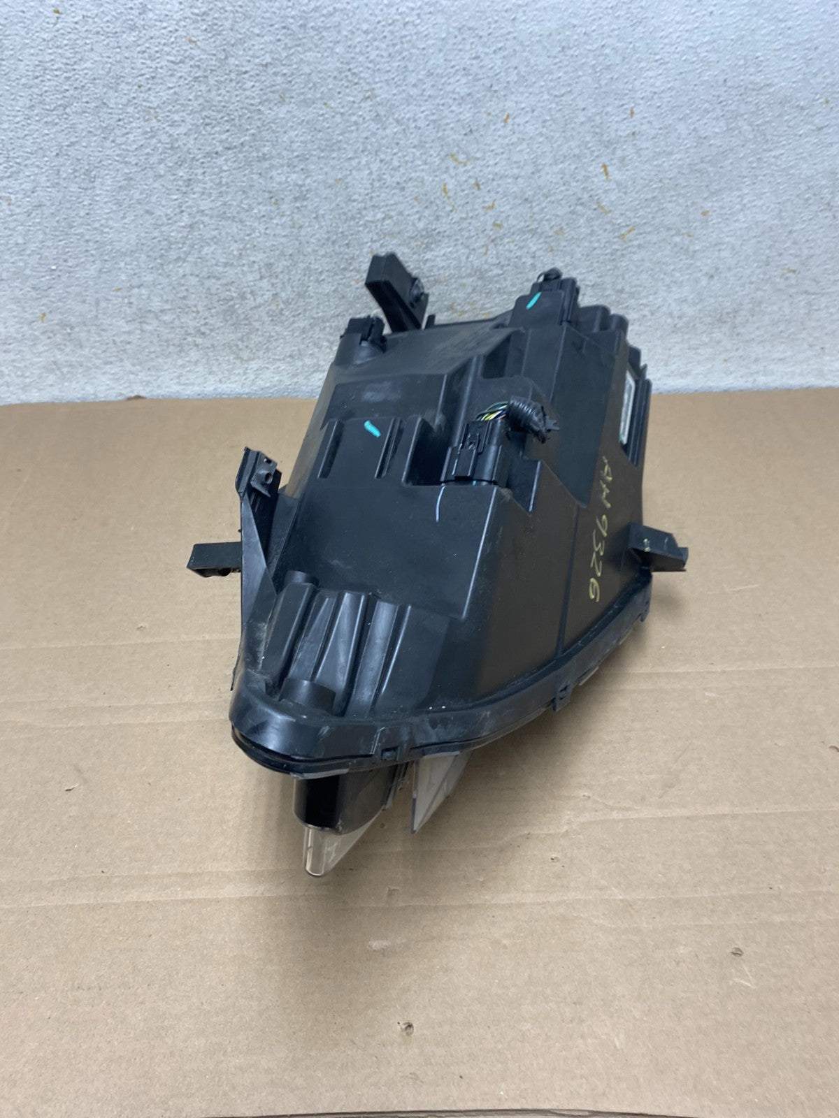 2013-2016 Lincoln MKZ Right Passenger RH Headlight Xenon HID AH9326 DW9