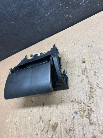 1998 to 2005 Lexus GS300 GS400 Center Console Ash Tray Storage OEM T8382 DG3