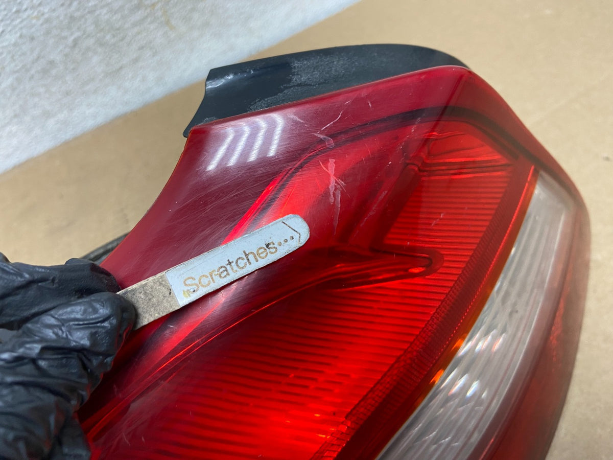 2010 to 2013 Suzuki Kizashi Left Driver LH Side Tail Light AH7868 DG3