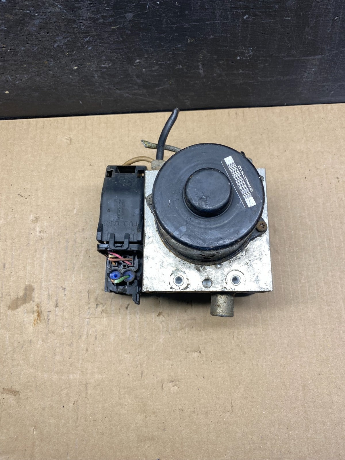 2003 2004 Ford Expedition ABS Anti Lock Brake Pump Module AG9758 DG1