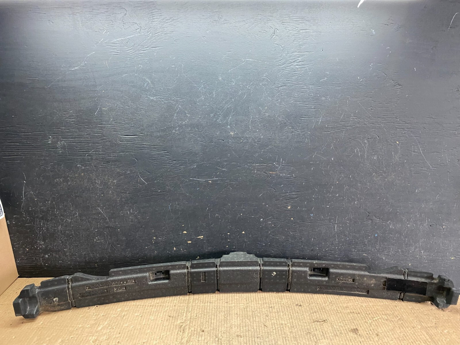 2010 to 2012 Lincoln MKT Front Impact Absorber N10173