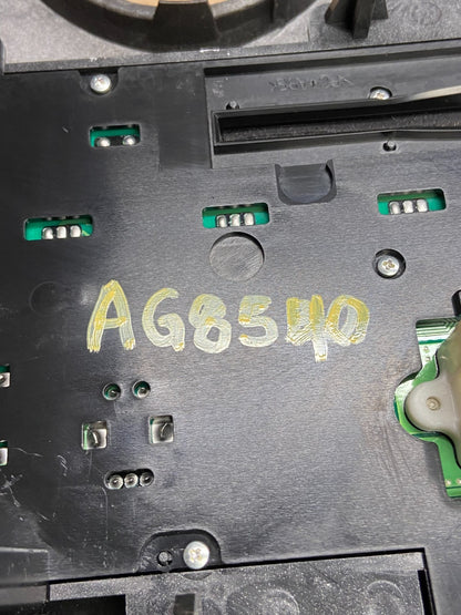 2006-2008 Mitsubishi Eclipse AMFM Radio CD Player Display Stereo Panel AG8540 DG7