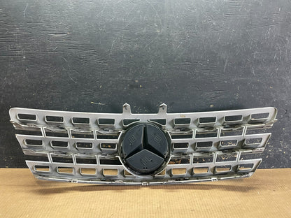 2009 to 2011 Mercedes ML-Class W164 Front Bumper Grille Grill AA9188 DG5