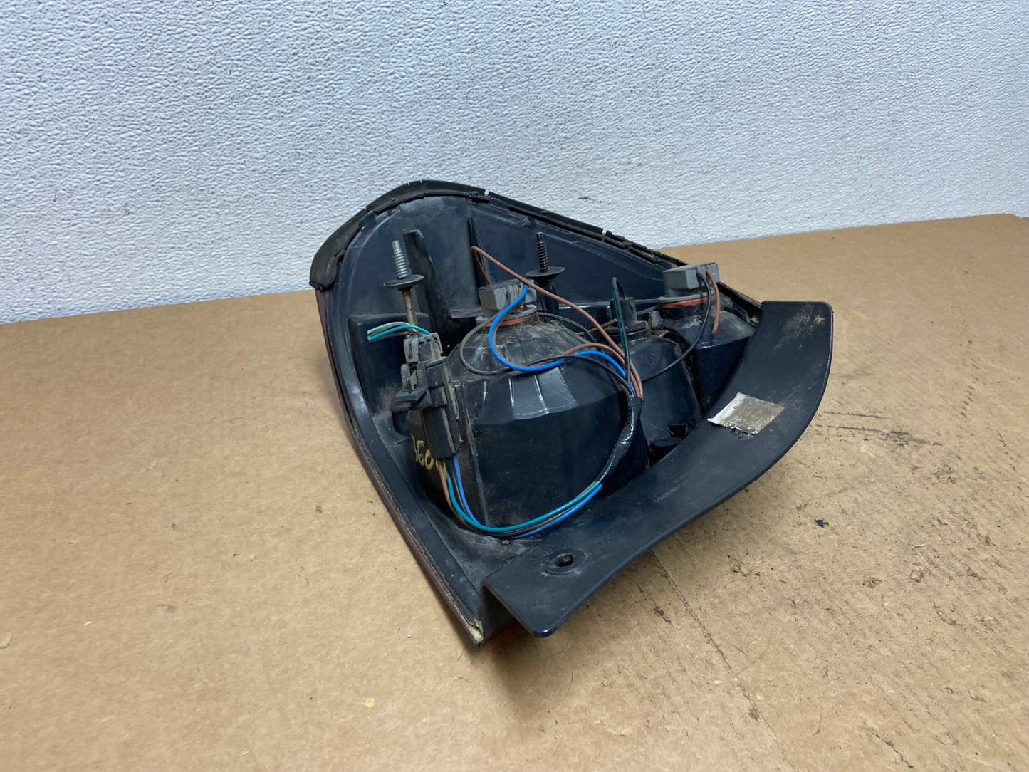 2004 to 2008 Chevrolet Malibu Right Passenger Rh Side Oem Tail Light AC3604 LK5