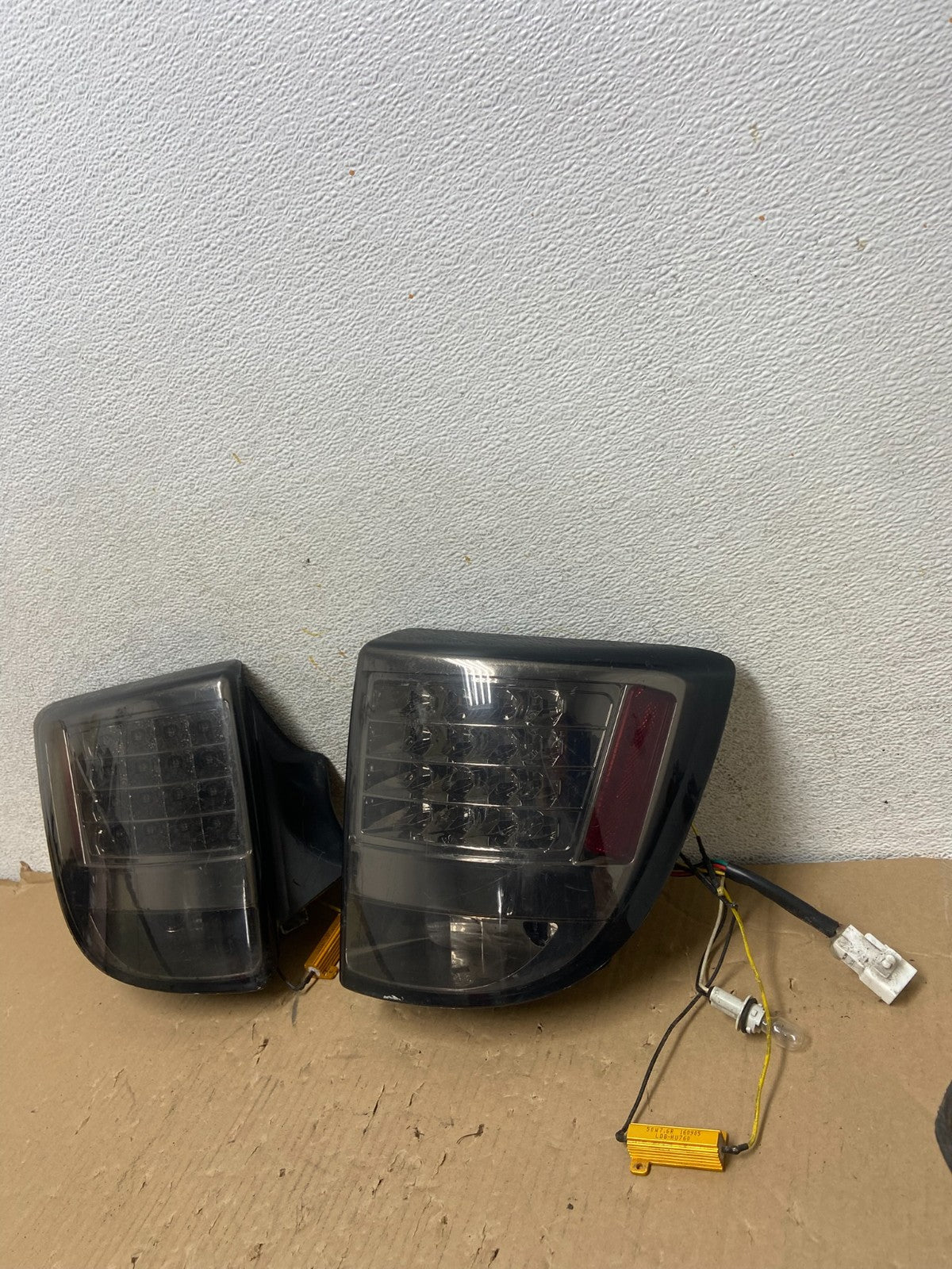 2000 to 2005 Toyota Celica Left+Right Set LED Black Tail lights ah2752 DG1