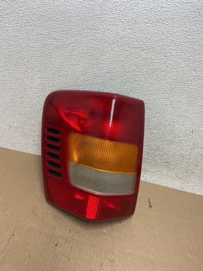 1999 - 2004 Jeep Grand Cherokee WJ Left Driver Lh Tail Light DEPO AG6664 LK0
